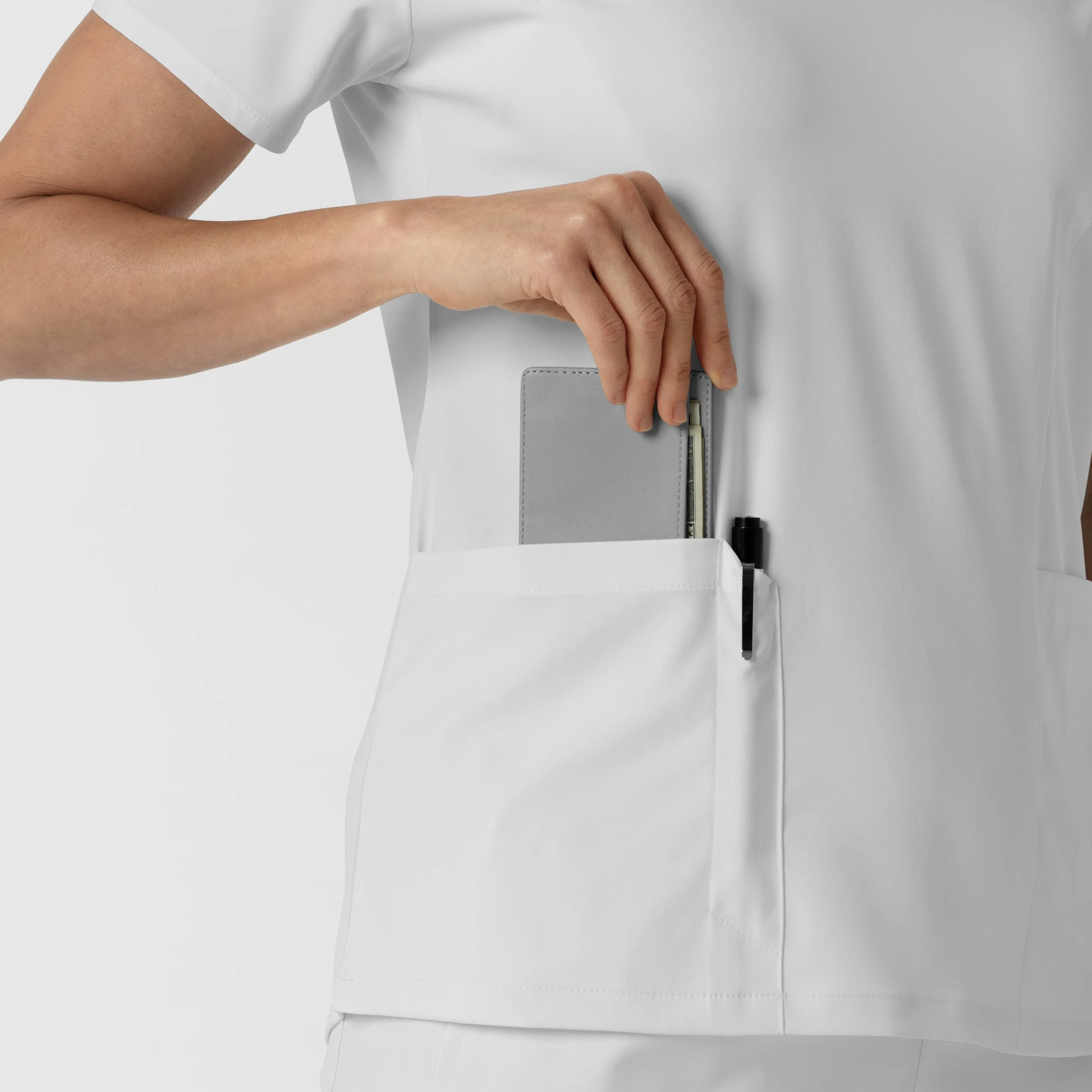 Boundless Women's 2-Pocket V-Neck Scrub Top - White