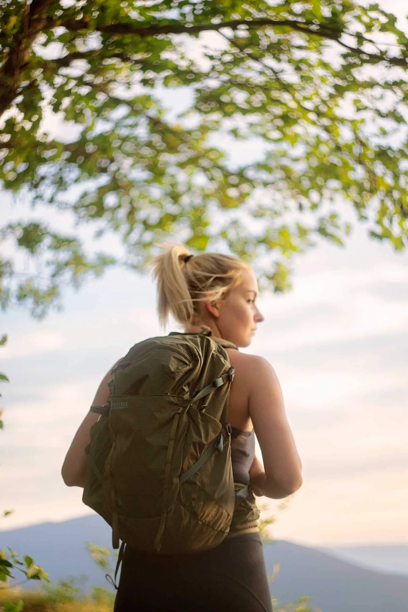 Camelbak CamelBak Women's Helena 20 Hiking Hydration Pack - 85 oz