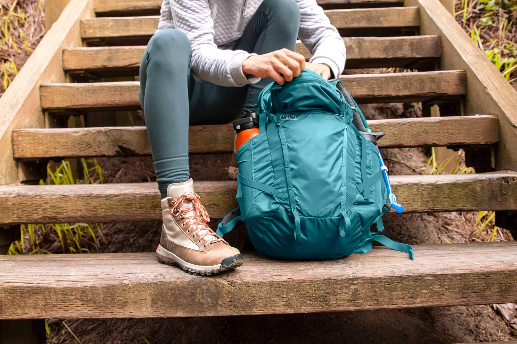 Camelbak CamelBak Women's Helena 20 Hiking Hydration Pack - 85 oz