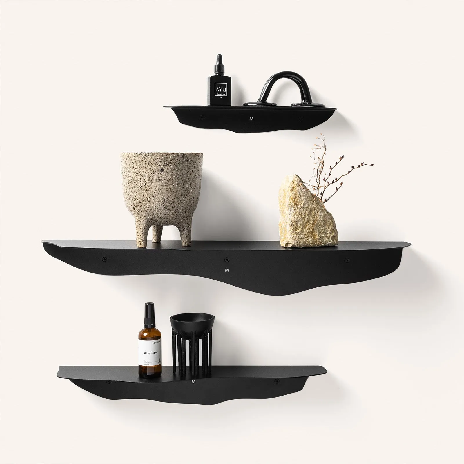 Fold Wavy Shelf 75cm - Black