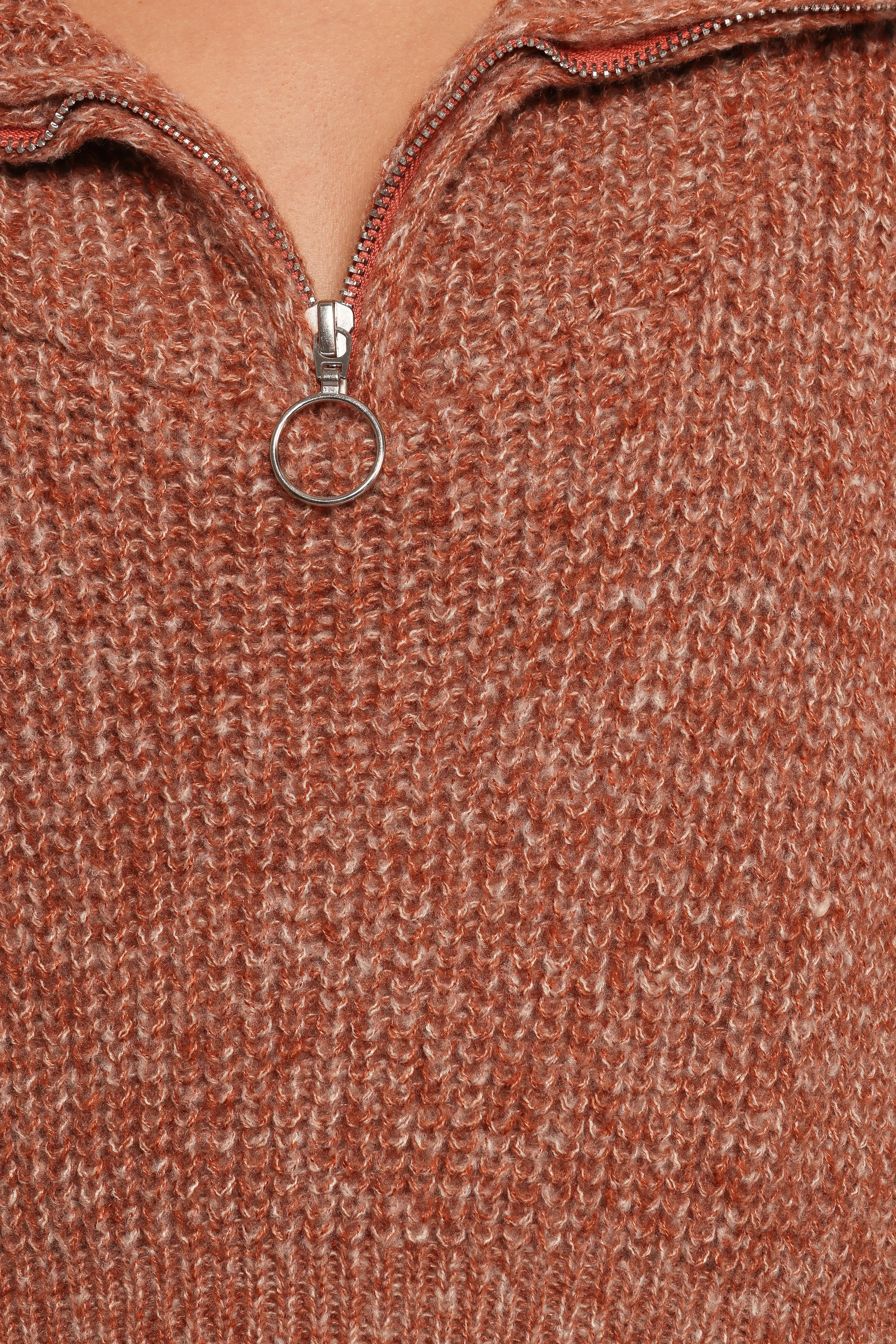 Hallow Collar Quarter Zip Sweater - Brown