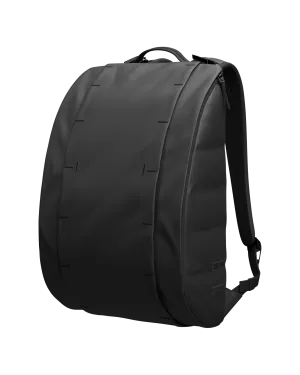 Hugger Base Backpack 15L Black Out