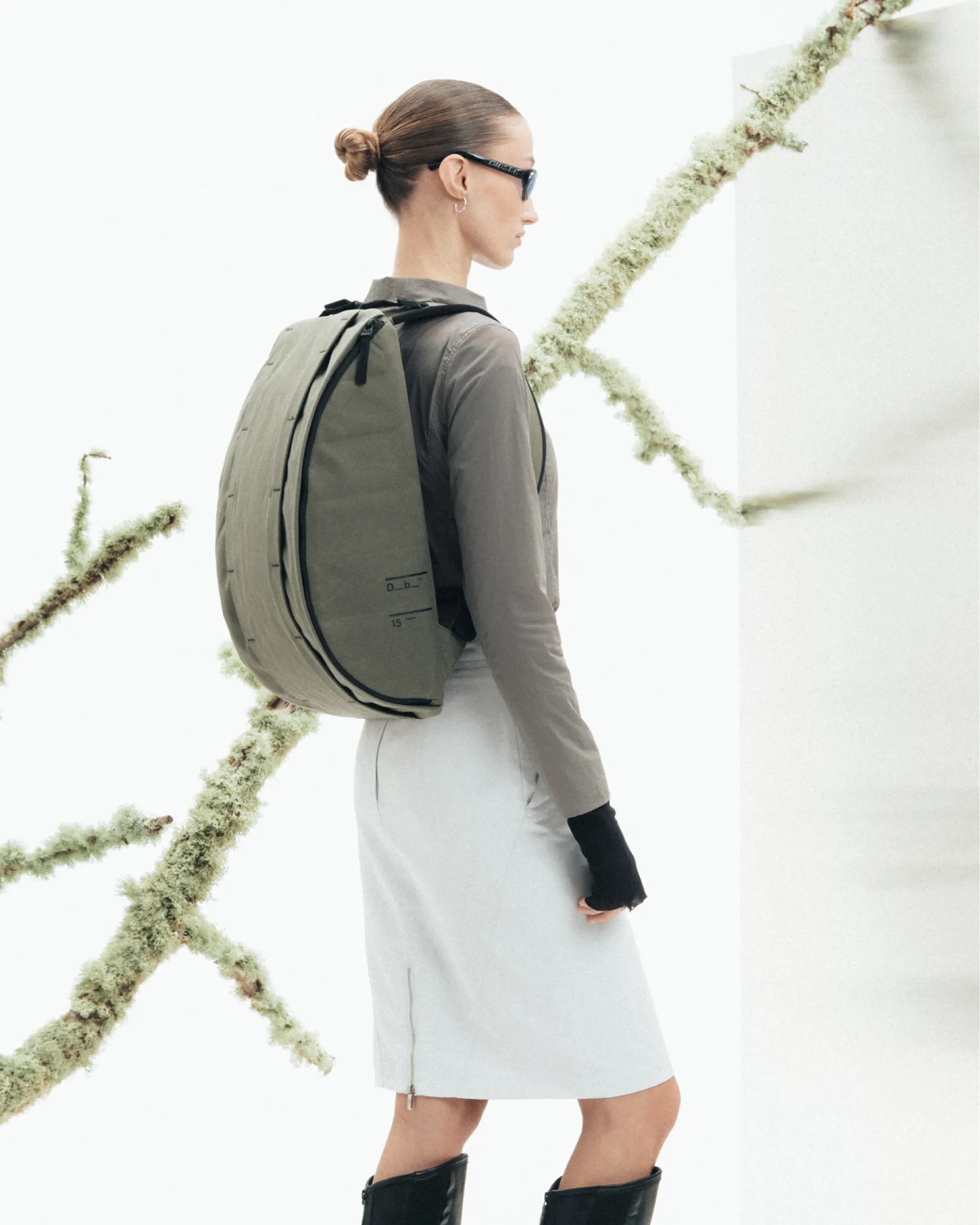 Hugger Base Backpack 15L Forest Green