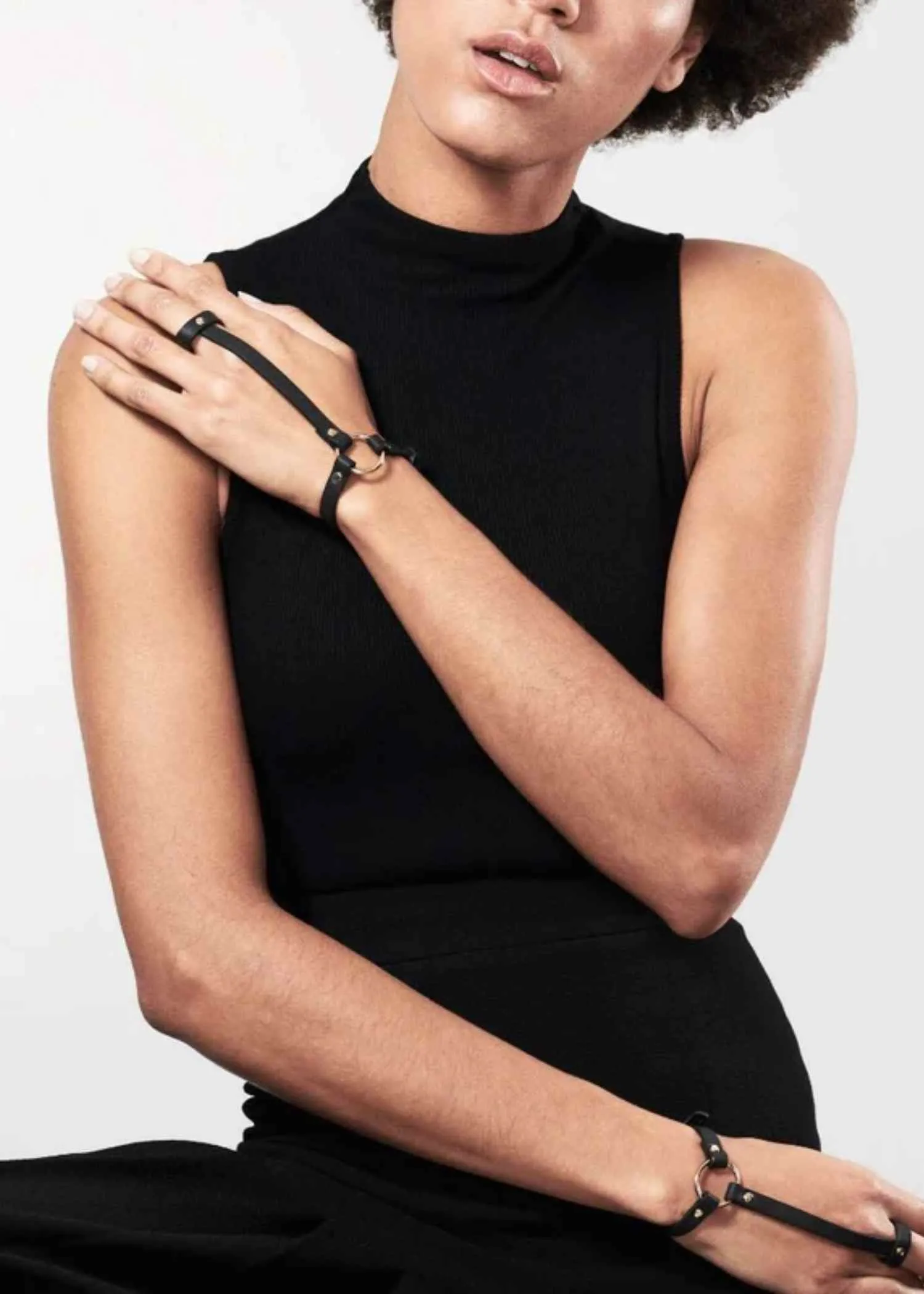 Maze Hand Bracelet Harness (Black)