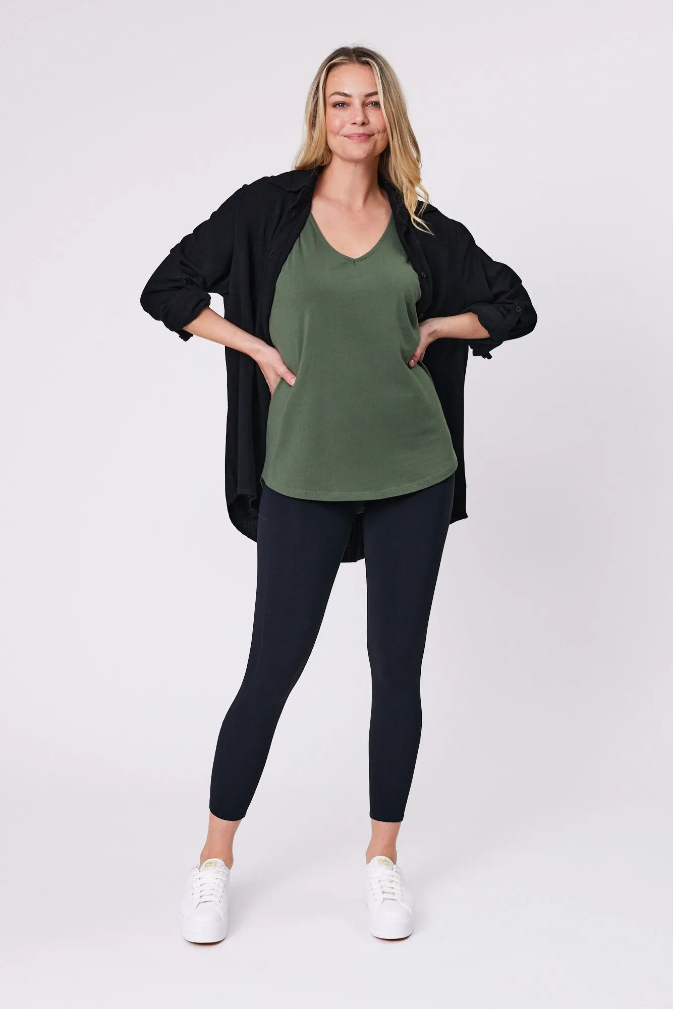 Shine On Essentials Tank Khaki