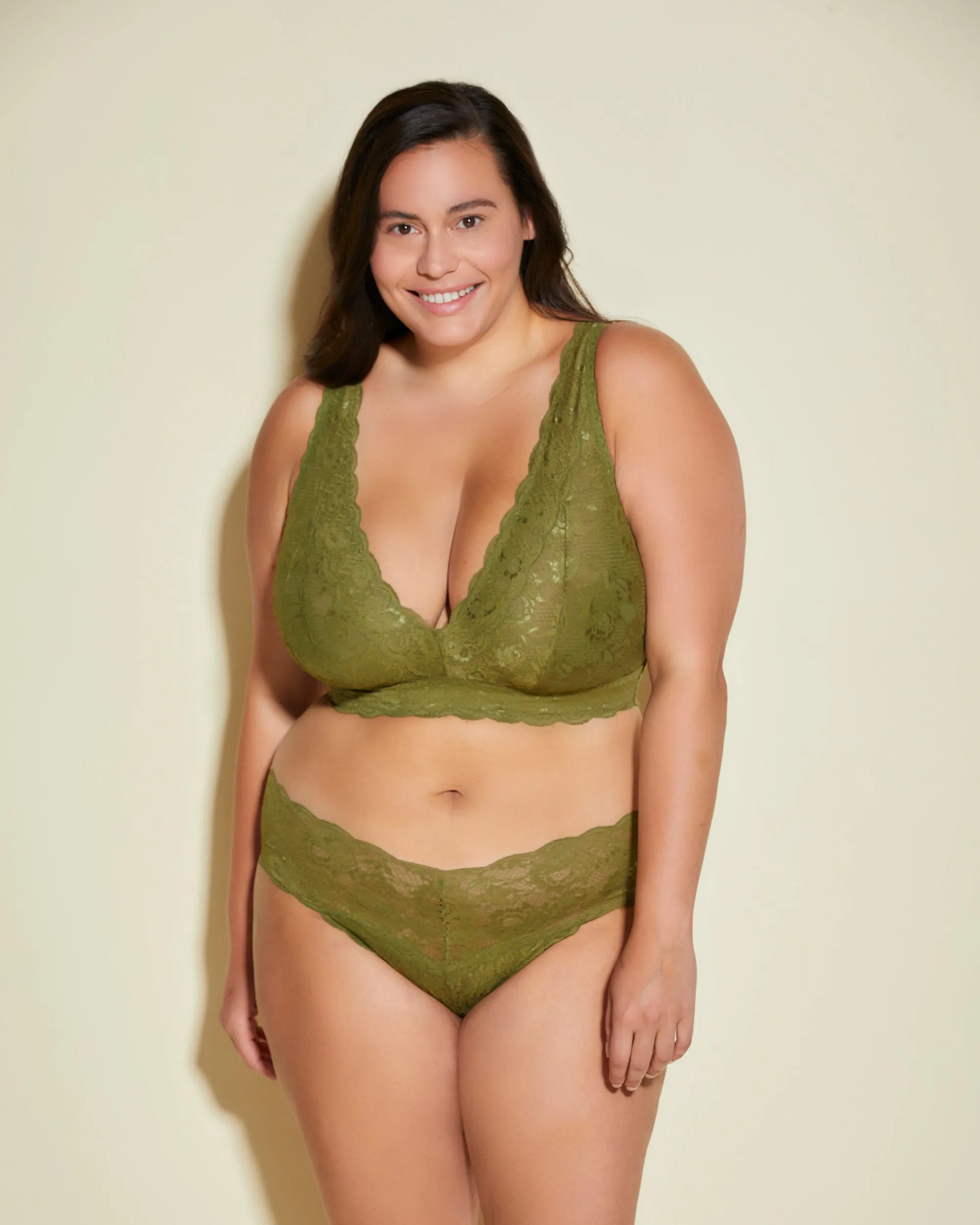 Ultra Curvy Plungie Longline Bralette