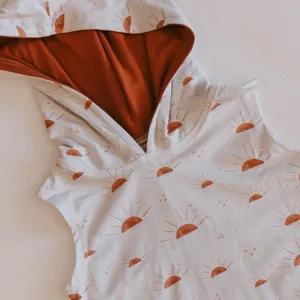 Vibrant Sun Rays Sleveless Hoodie Set