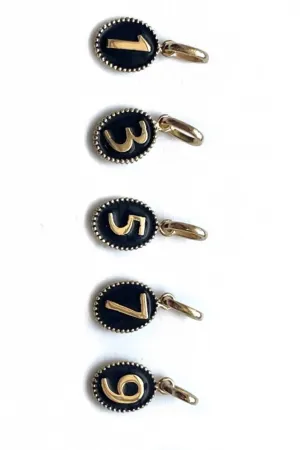 Women's Number Pendants In Black
