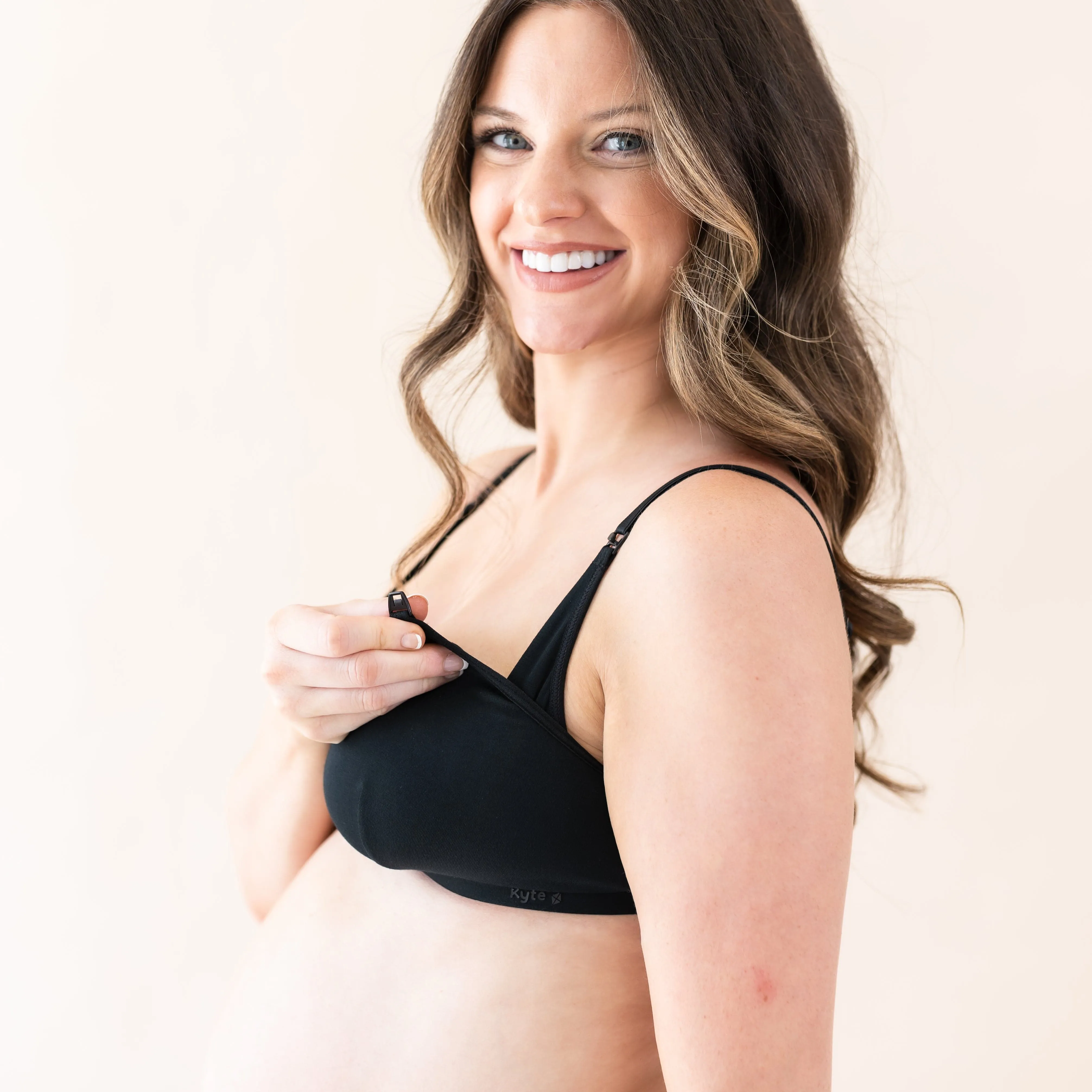 Women's Nursing Bra in Midnight