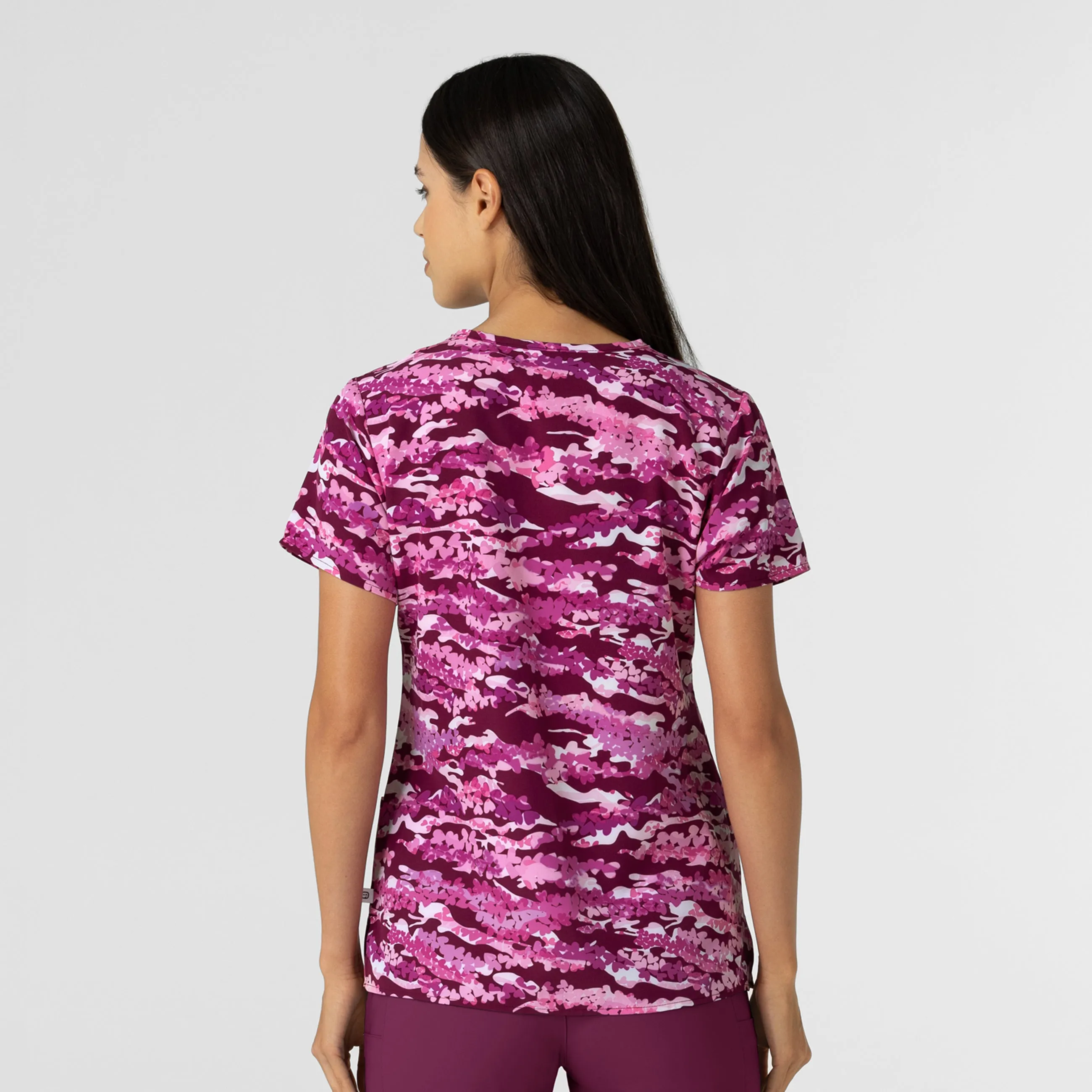 Women's V-Neck Print Scrub Top - Camo Crush